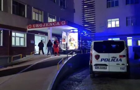 Vlorë, paraburgimi i Vlorës, i paraburgosur, 50-vjeçar, shtetas nga Maqedonia e Veriut, ndërron jetë, arrest kardiak, Spitali Rajonal i Vlorës, transportohet me urgjencë, ekspertiza mjeko-ligjore, hetime, kronikë, lajme Vlorë, vdekje në paraburgim