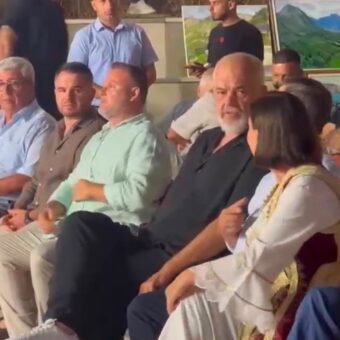 Edi Rama, Nertil Bellaj, Bashkia Selenicë, shkrirja e Selenicës, Reforma Territoriale, Bashkia Vlorë, fshati Vajzë, festa e Vajzës, Labëria, Këshilli Bashkiak Selenicë, territoriale, Vlorë, Selenicë, Edi Rama në Vajzë, bashkimi me Vlorën.